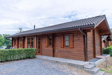 Wooden chalet near a natural lake - 3
