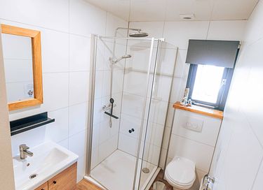 Tiny house met veranda in Drenthe voor 4 personen - 10