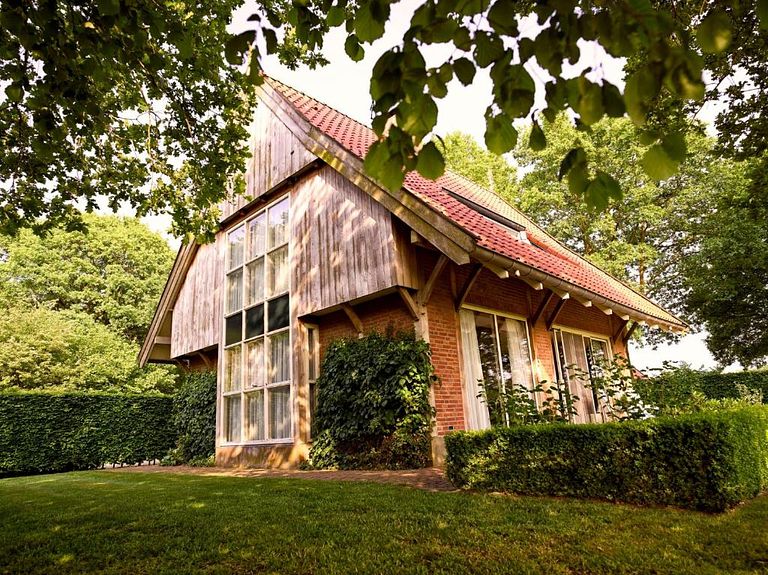 Prachtig landhuis op landgoed in Overijssel - 1
