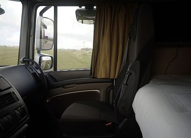 Slapen als een trucker in een vrachtwagen - 5