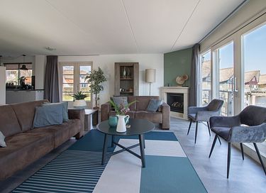 Luxury waterfront holiday home with sauna - 8