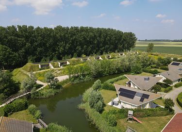 Unieke 'hotelkamer' in een dijk (Zeeland) - 3