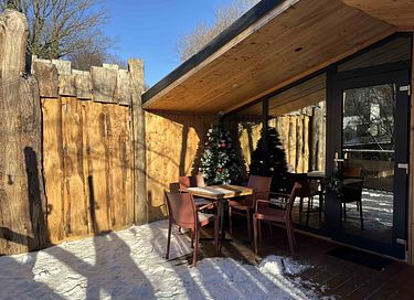 tiny house dans les bois avec bain à remous - 12