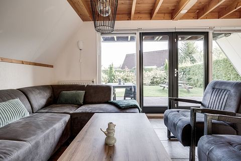 A Lovely Holiday Home in the Drenthe Countryside - 5
