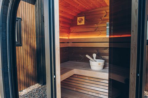 Luxe woning met sauna & hottub - 3