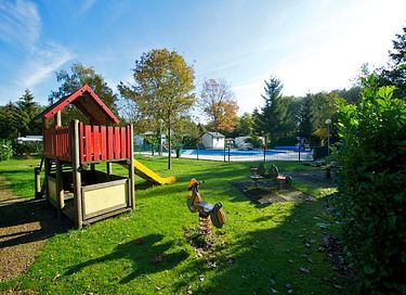 Leuk Tiny House op kleinschalig bosrijk park - 2