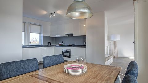 6-person apartment with balcony and view - 5