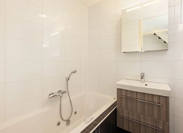 ferienwohnungen am Wasser mit privater Sauna - 8