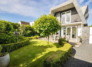Villa met ligbad en open haard - 8
