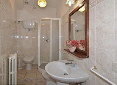 Holiday home for 20 people with pool - 33