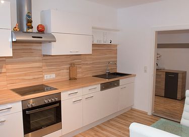 Modern appartement met bergzicht en balkon - 3
