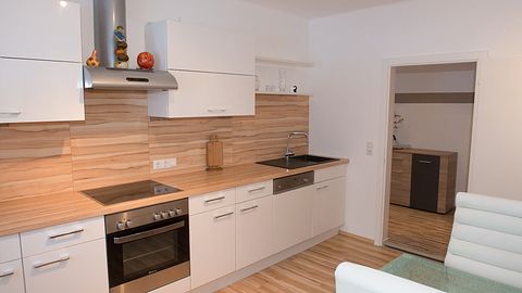 Modern appartement met bergzicht en balkon - 3