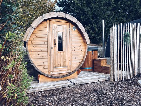 Wellness Pod with private hot tub and sauna - 3