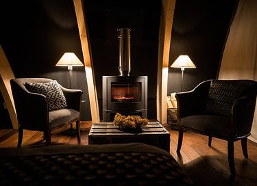 Luxe privé glamping aan het water met hottub - 9