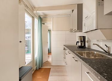 Modern bungalow with hot tub on the edge of the dunes - 14