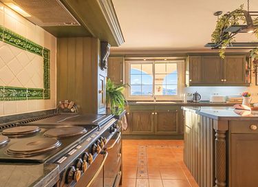 Villa met zwembad en prachtig uitzicht - 30