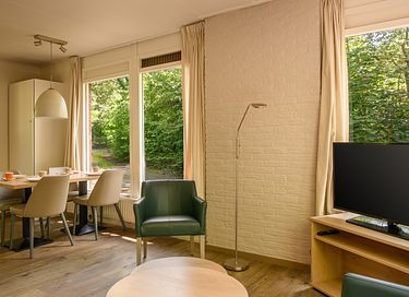 Maison dans la forêt dans un beau parc pour 4 personnes - 5