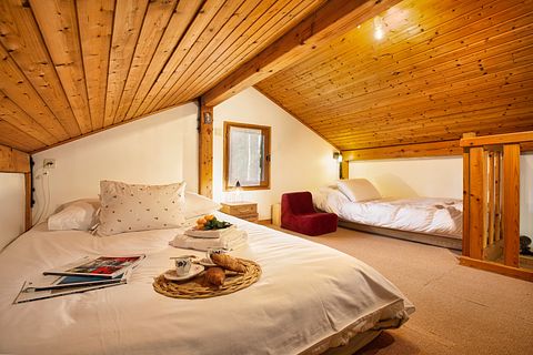 Chalet tussen de bergen met uitzicht - 2