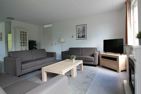 Spacious villa near the IJsselmeer - 4