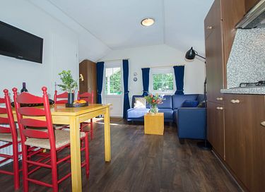 Tiny house at fun family campground - 7