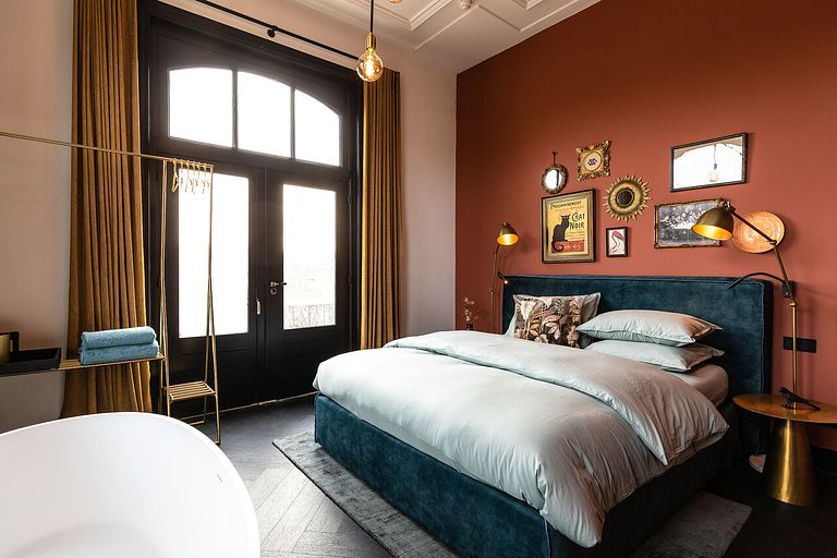 Chambre romantique avec baignoire en hôtel-boutique - 1