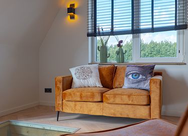 Spend the night overlooking the woods - 9