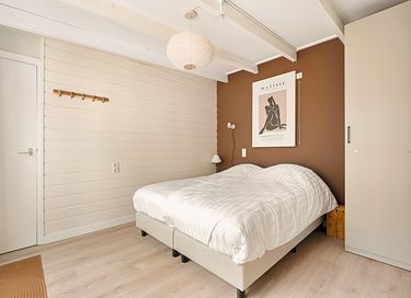 Modern bungalow with hot tub on the edge of the dunes - 17