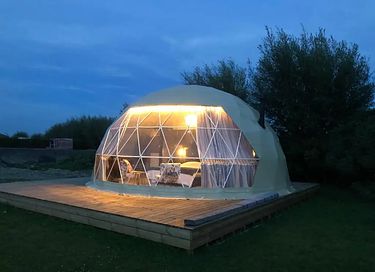 Romantischer Wellness-Aufenthalt in einem luxuriösen Dome