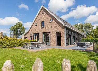 Groot en luxe vakantiehuis in Zeeland - 39