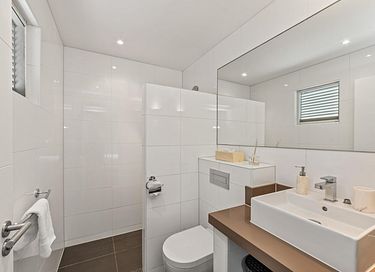 Tropische villa met grote tuin en zwembad - 25