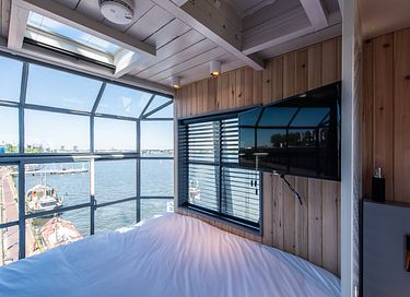 Havenkraan aan het IJ - 2