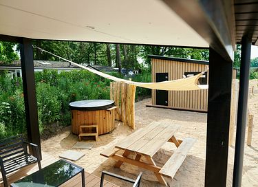 Small house with jacuzzi in the Veluwe Region - 3