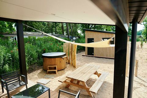 Small house with jacuzzi in the Veluwe Region - 3