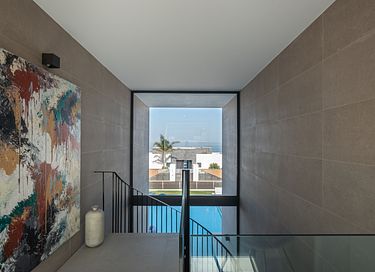 Ruime villa met zwembad en uitzicht op zee - 38