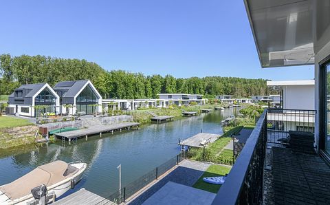 Child-friendly villa on the waterfront - 3