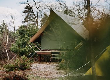 Luxe tent voor 4 pers. op bijzondere locatie - 9