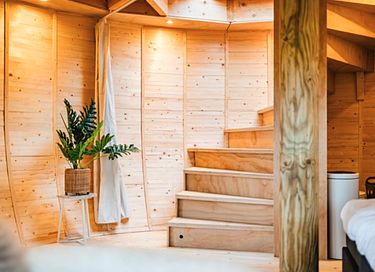 Unique accommodation with built-in jacuzzi - 16