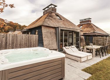 Villa with wellness close to beach and sea