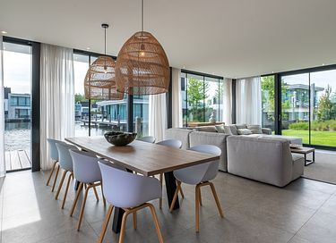 Waterfront villa on Lake Veere - 4