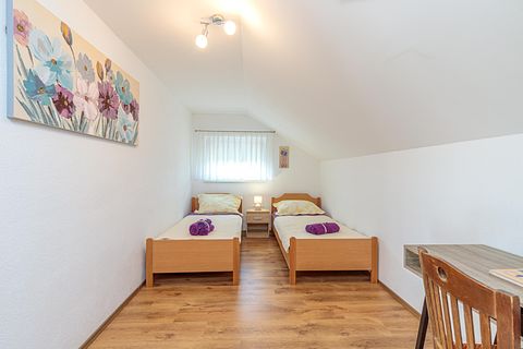 Group accommodation with private pool and sauna - 3