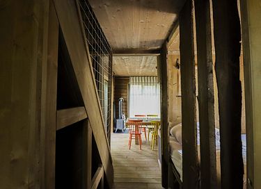 Cabin in het bos met saunahuisje - 9