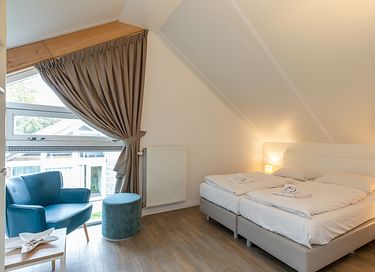 Villa de plage moderne avec sauna et jardin ensoleillé - 14