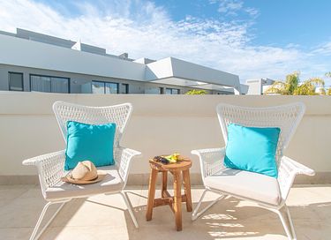 Luxe appartement met privé zwembad - 29