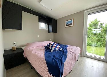 Design vakantiehuis direct aan het IJsselmeer - 9