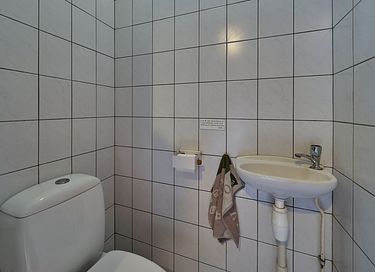 Group lodging (12 pers) in old country house - 15