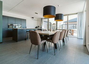Holiday home within walking distance of beach and sea - 10
