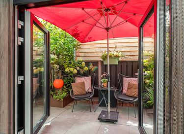 Apartamento con estilo y terraza soleada - 25