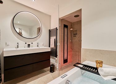 Enjoy the waterfront in luxury apartment (5p) - 19