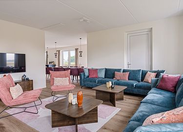 Waterfront detached villa - 4