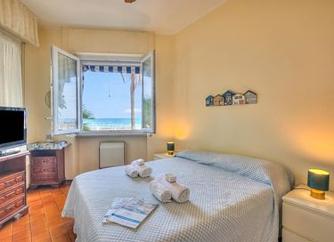 Appartement direct aan strand en zee - 22